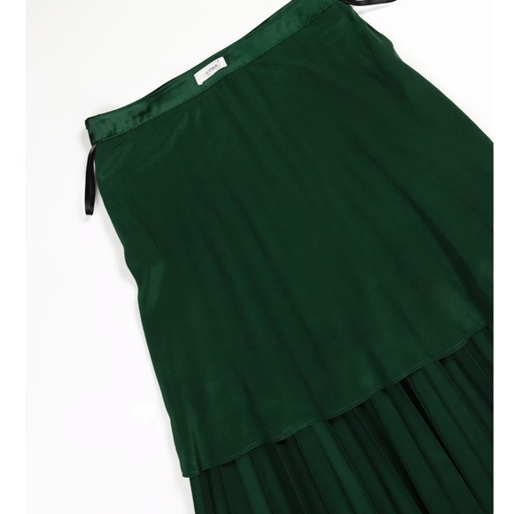 Lilysilk platted skirt - Picture 8 of 10
